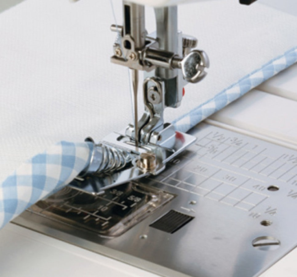 Rotary vs. Oscillating Hook Sewing Machines